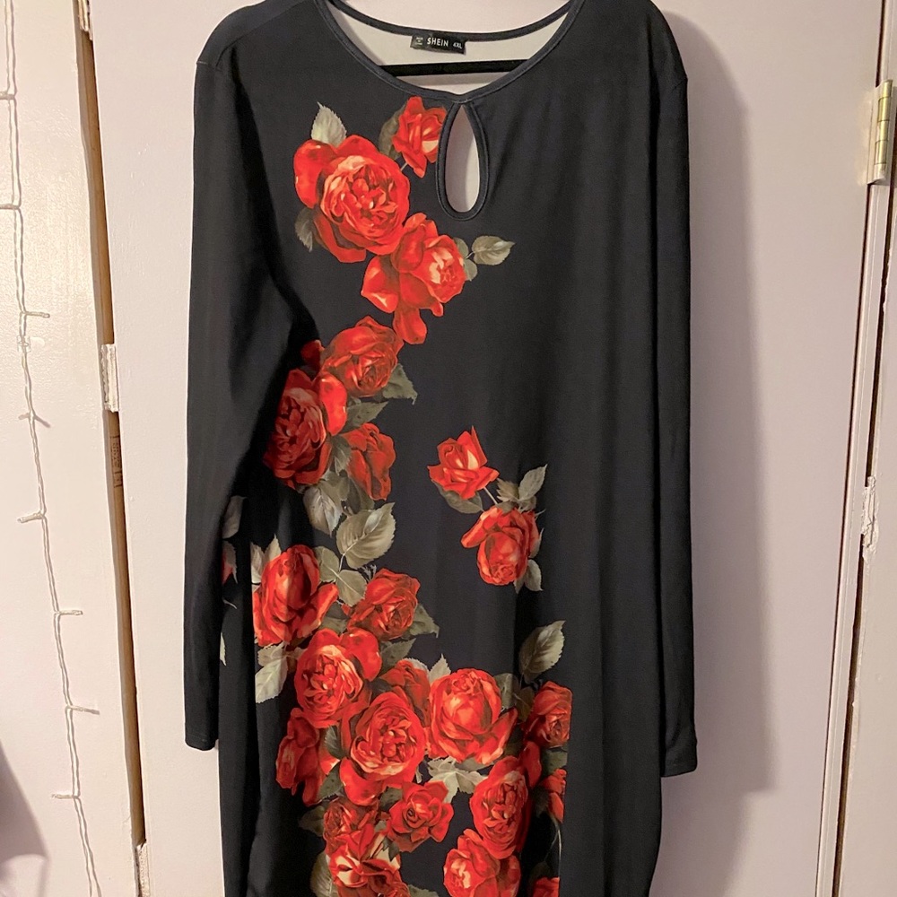 SHEIN Plus Keyhole Neck Floral Print Dress